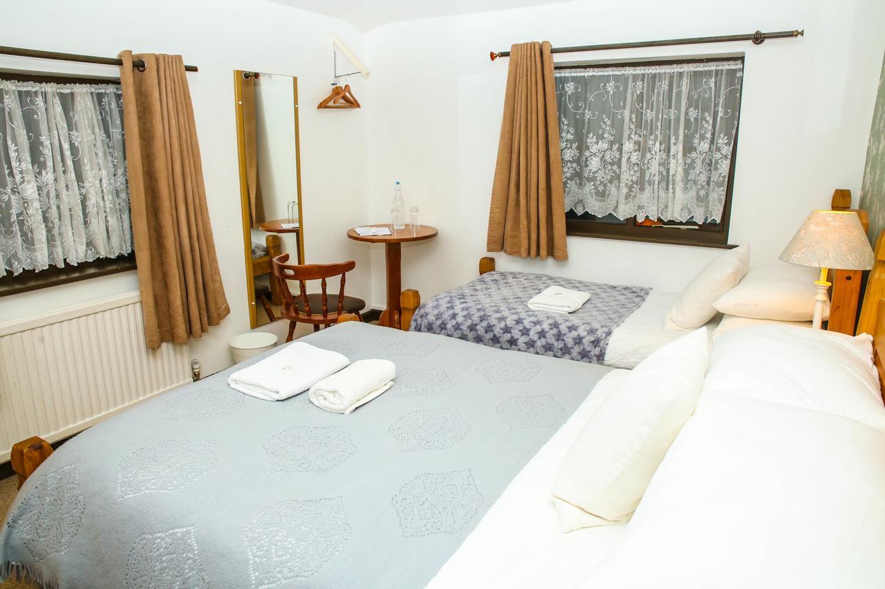 New Gurkha Inn Brecon Kültér fotó