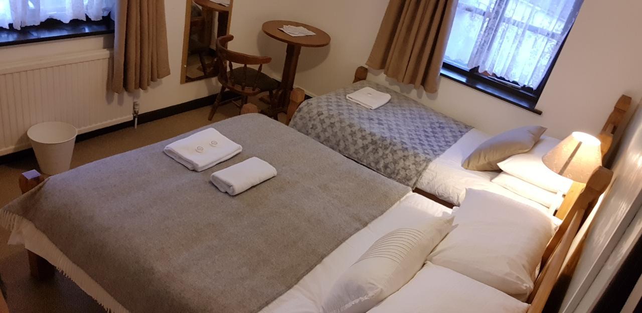 New Gurkha Inn Brecon Kültér fotó